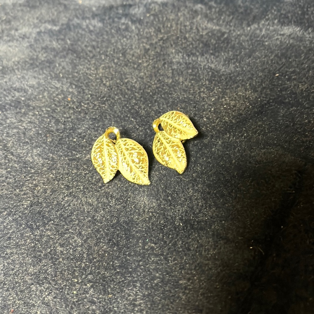 Vintage Clip-On Leaf Earrings